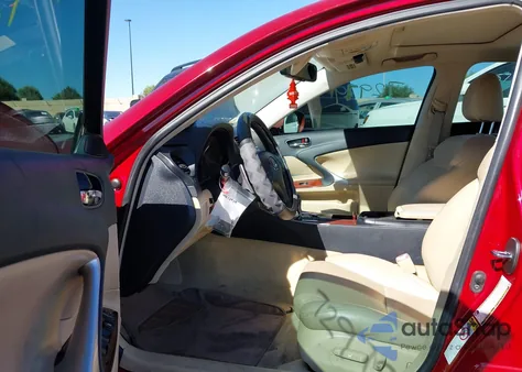 2007 Lexus Is 350 z USA, uszkodzony, nr VIN JTHBE262872010142